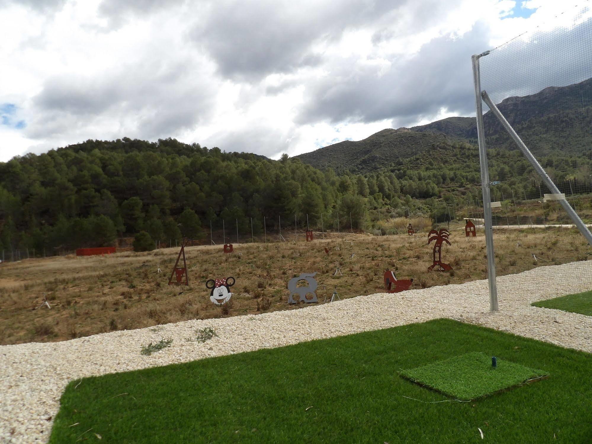 Hotel Oasis Country Park Rugat Esterno foto